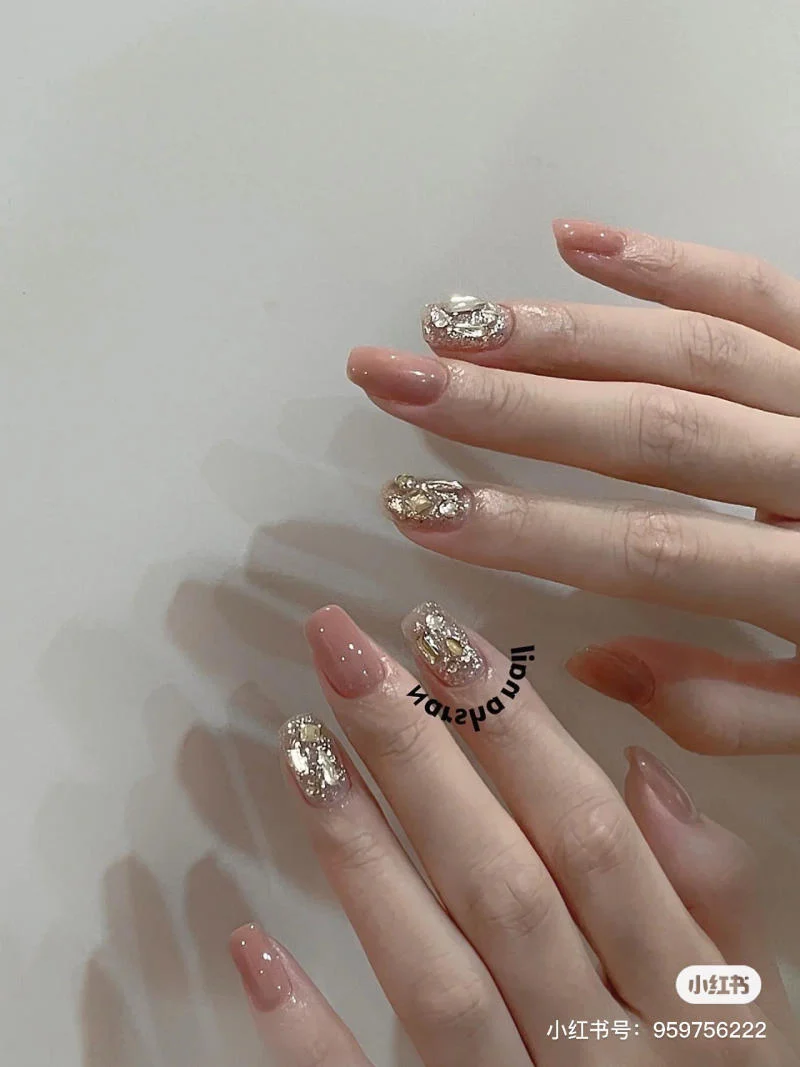 Top 99+ mẫu nail đơn giản, đẹp cho nàng đi học, đi làm