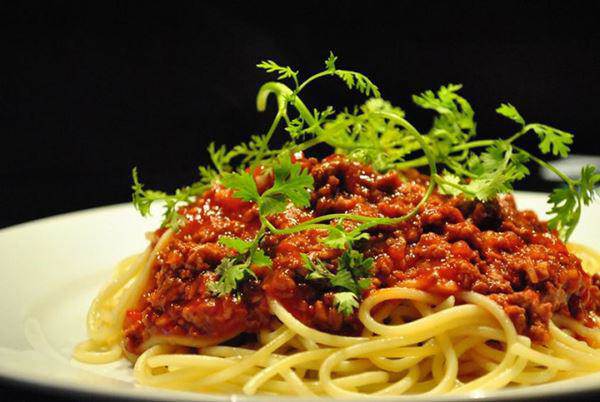 6 cách làm mì Ý (Spaghetti) sốt kem, bò bằm, phô mai ngon đúng điệu