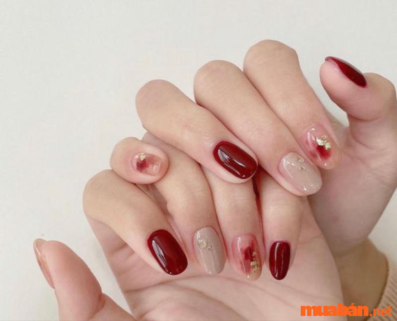 Top 16 mẫu nail màu đỏ rượu quyến rũ, sang trọng