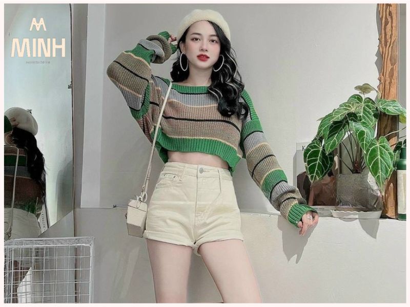 Áo Croptop Là Gì? Mix Đồ Cực Chất Với Croptop