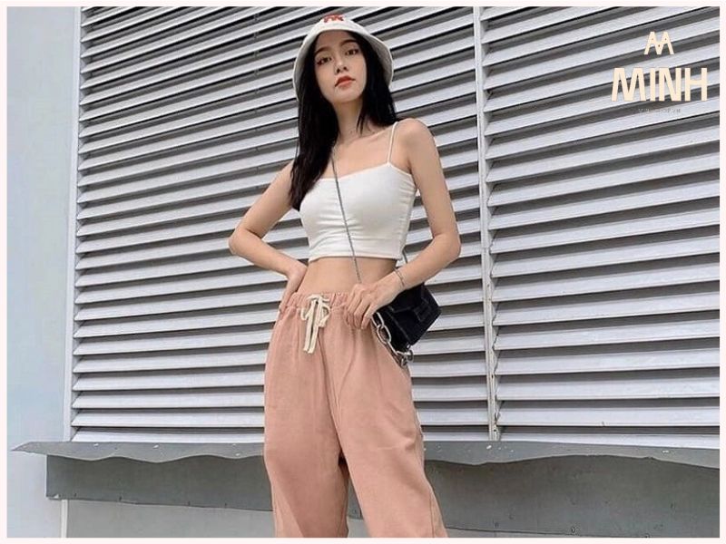 Áo Croptop Là Gì? Mix Đồ Cực Chất Với Croptop