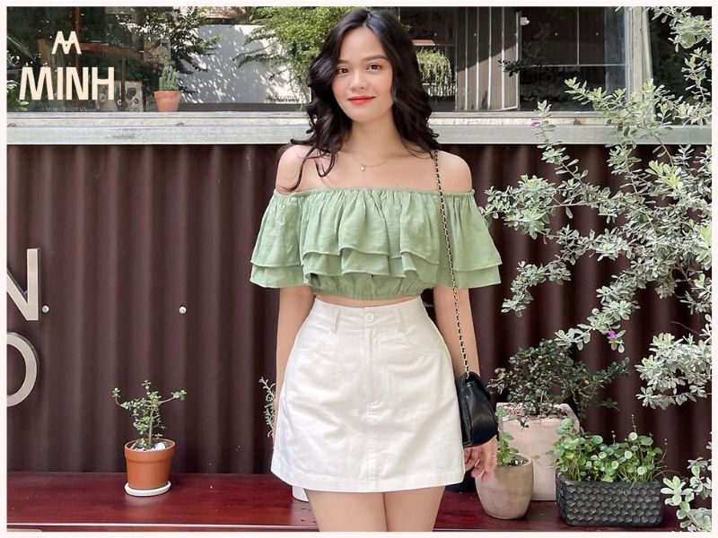 Áo Croptop Là Gì? Mix Đồ Cực Chất Với Croptop