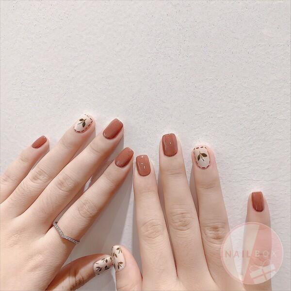 Những mẫu nail đẹp nhẹ nhàng 2024