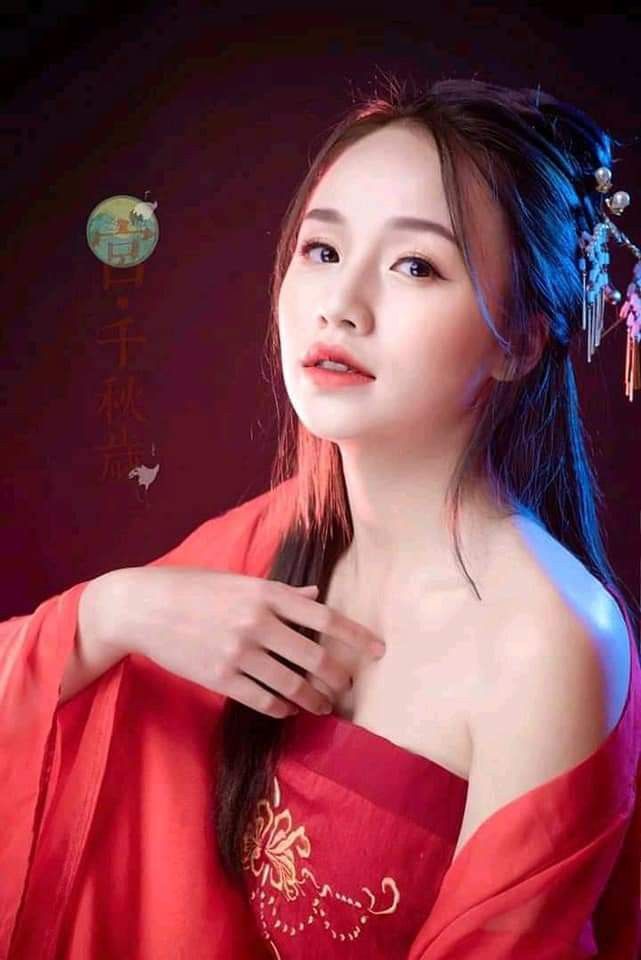 Ảnh Thị Nhung Gãy TV Cute, Xinh Đẹp, NHƯ NÀNG TIÊN [mới nhất 2023]