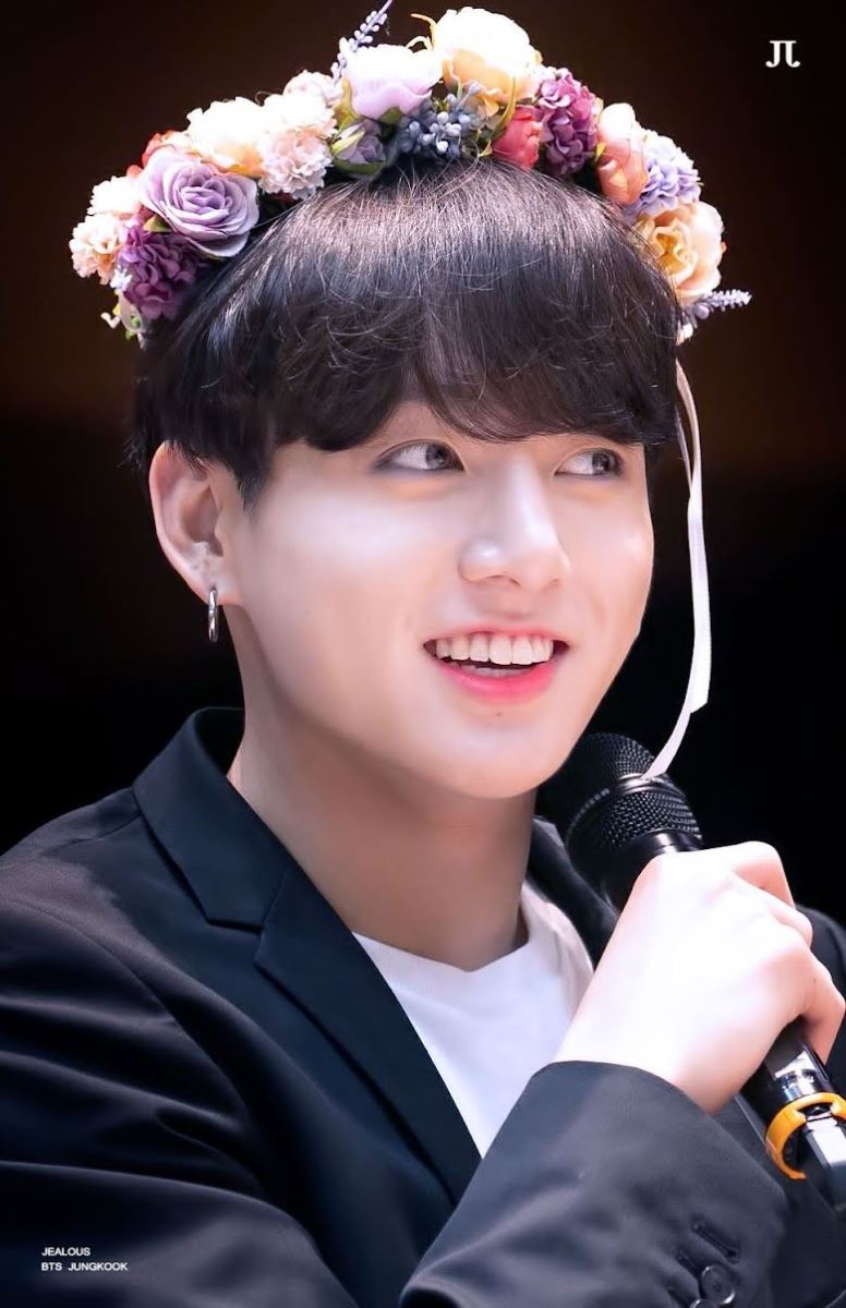 Netizen chọn 25 hình ảnh đỉnh cao nhất của Jungkook BTS